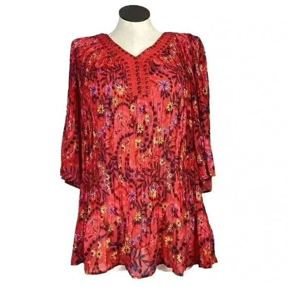 Woman Within Women L 18 20 Pleated Floral Blouse Top Red Multicolor LS Studs - Picture 1 of 8